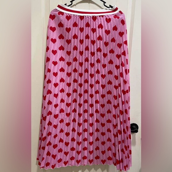 Pleated Heart Midi Skirt in Pink - Picture 5 of 5